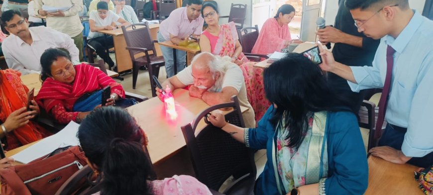 विज्ञान: पढ़ाई नहीं, जीने का एक तरीका है – प्रो. एच.सी. वर्मा की उत्तराखंड यात्रा