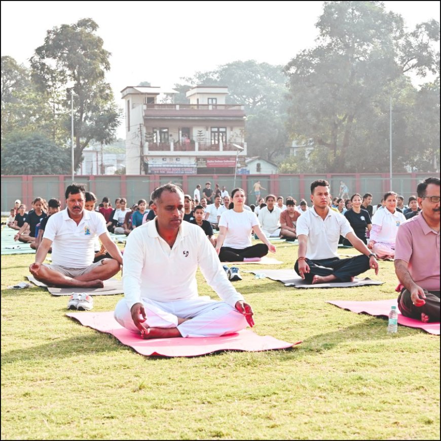 हल्द्वानी में अंतर्राष्ट्रीय योग दिवस: योग का मंत्र गूंजा, 350 से अधिक लोगों ने लिया संकल्प