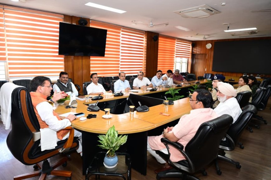 चारधाम और हेमकुंट साहिब यात्रा में श्रद्धालुओं की सुविधा है सबसे महत्वपूर्ण, मुख्यमंत्री धामी का संदेश