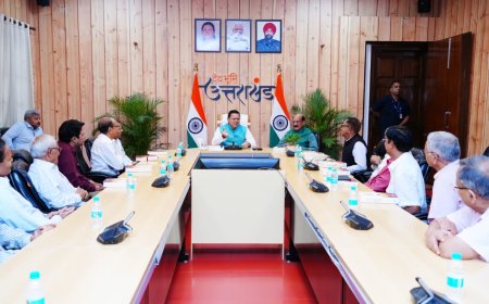 उत्तराखंड में ‘सेवा विधि’ पुस्तक का विमोचन: सीएम धामी ने दी प्रशासनिक व्यवस्था को नई दिशा