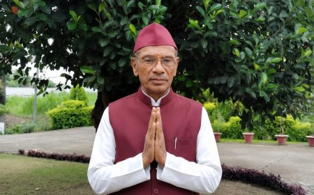 आँचल दुग्ध संघ में श्रद्धांजलि सभा: स्वर्गीय हिम्मत सिंह बिष्ट के परिवार के प्रति गहरी संवेदनाएं