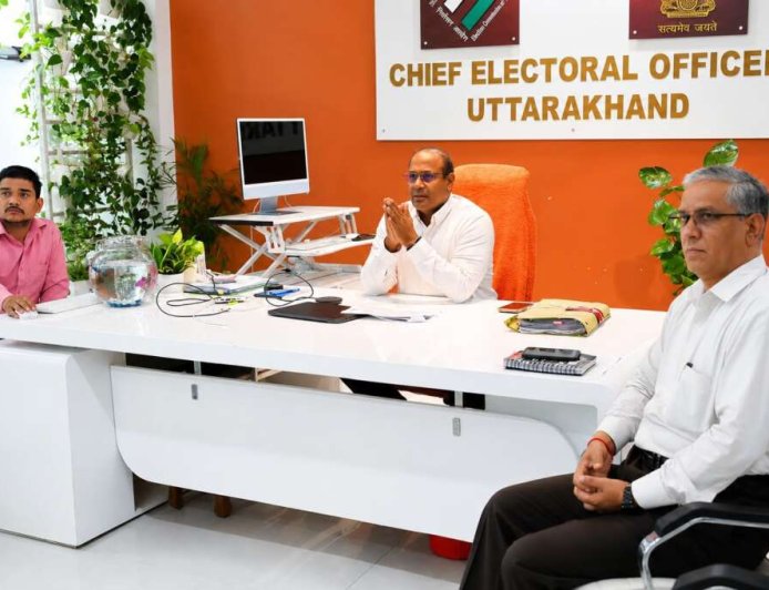 मुख्य निर्वाचन अधिकारी ने कुमांऊ और गढ़वाल के मंडलायुक्तों को सौंपी महत्वपूर्ण जिम्मेदारियां