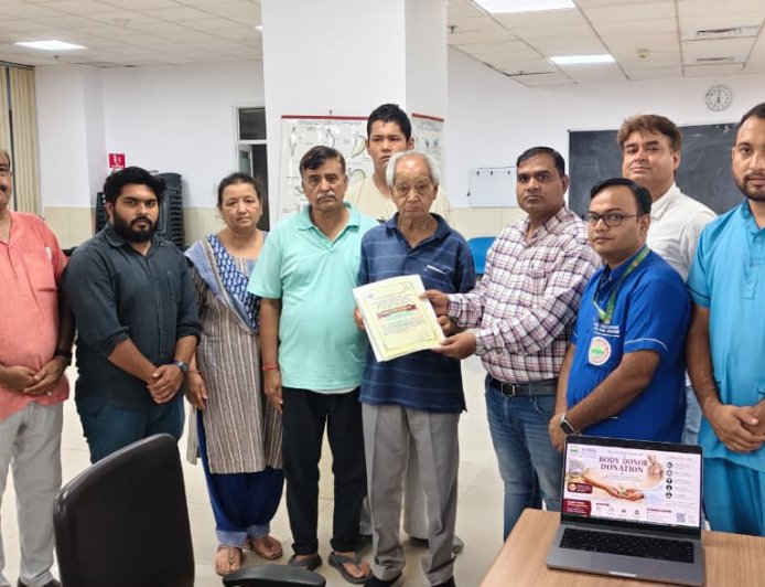 शिक्षाविद बीएन कुकरेती का देहदान, नए जीवन की रोशनी बनने की प्रेरणा
