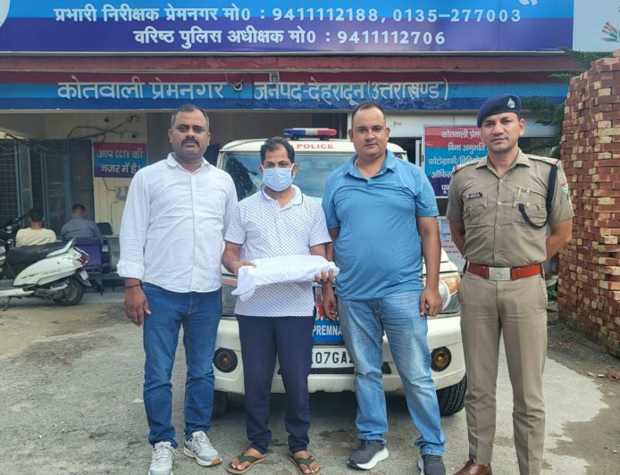 दून पुलिस का नकल माफियाओं पर निर्णायक प्रहार, एक सहायक प्रोफेसर गिरफ्तार