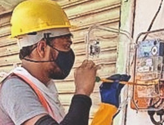 स्मार्ट मीटर: आपके घर की सुरक्षा और बिजली बचत का प्राथमिक प्रहरी