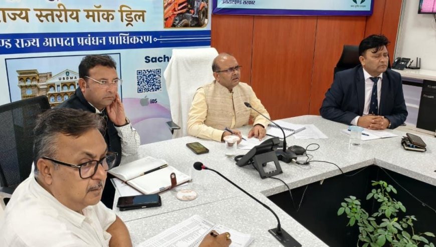 मुख्यमंत्री धामी ने वर्षा स्थिति की समीक्षा की, अधिकारियों को 24×7 अलर्ट मोड में रहने के दिए निर्देश