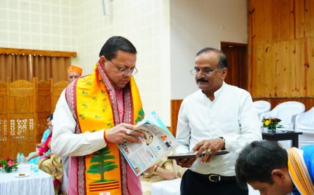 मुख्य सेवक सदन में सीएम धामी ने जन समस्याओं का समाधान करने के सख्त निर्देश दिए