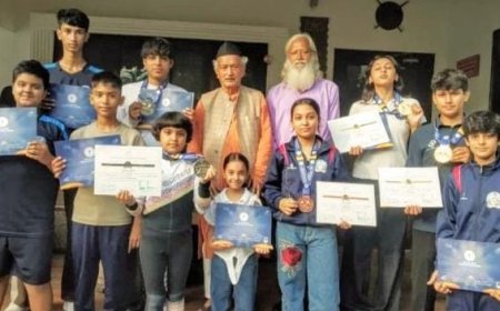 21वीं राष्ट्रीय आइस स्केटिंग प्रतियोगिता 2026 में भगत सिंह कोश्यारी ने किए उत्तराखंड के विजेता खिलाड़ियों को सम्मानित