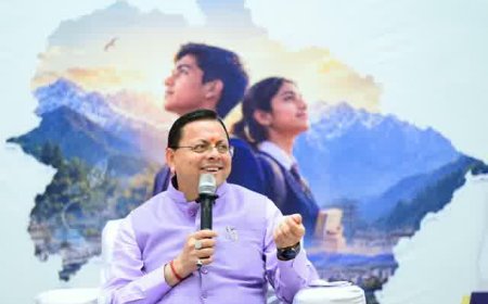 मुख्यमंत्री ने छात्रों के साथ संवाद किया, भविष्य संवारने की दिशा में उठाए महत्वपूर्ण कदम