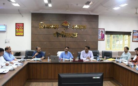 उत्तराखंड में निजी विद्यालयों की शुल्क शिकायतों पर जिलाधिकारी का कड़ा कदम