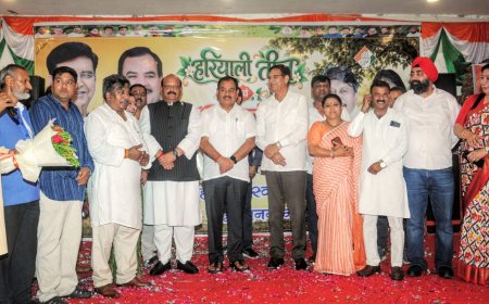 रक्षाबंधन के पर्व पर महिलाओं ने कांग्रेसी नेता संजय कन्नौजिया को बांधी राखी - एक समर्पित समारोह