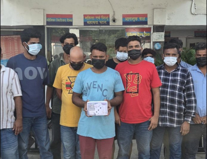 हल्द्वानी पुलिस का ऑपरेशन प्रहार: 13 जुआरी गिरफ्तार, ₹58,950 और ताश के पत्ते बरामद!