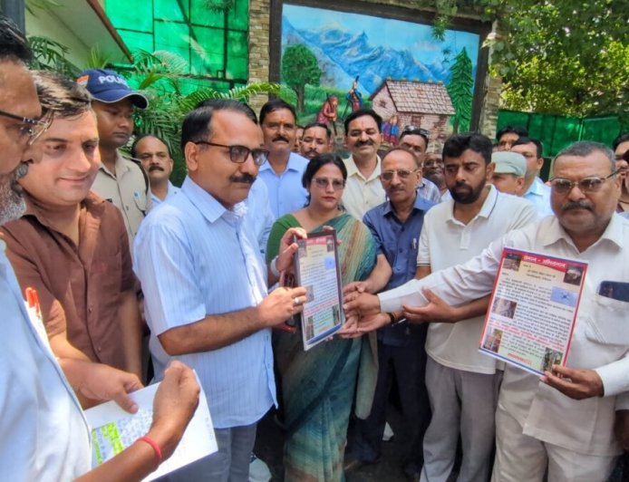 हल्द्वानी :CM धामी के निर्देश पर दमुवाढूंगा में मालिकाना हक की राह हुई आसान, ड्रोन से डिजिटल सर्वे का काम पूरा