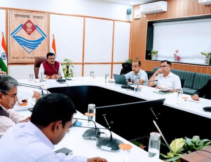 जनपदों की समस्याओं का समाधान तेजी से करने के लिए हर माह के पहले मंगलवार को होगी समन्वय बैठक: मुख्य सचिव आनन्द बर्द्धन के निर्देश