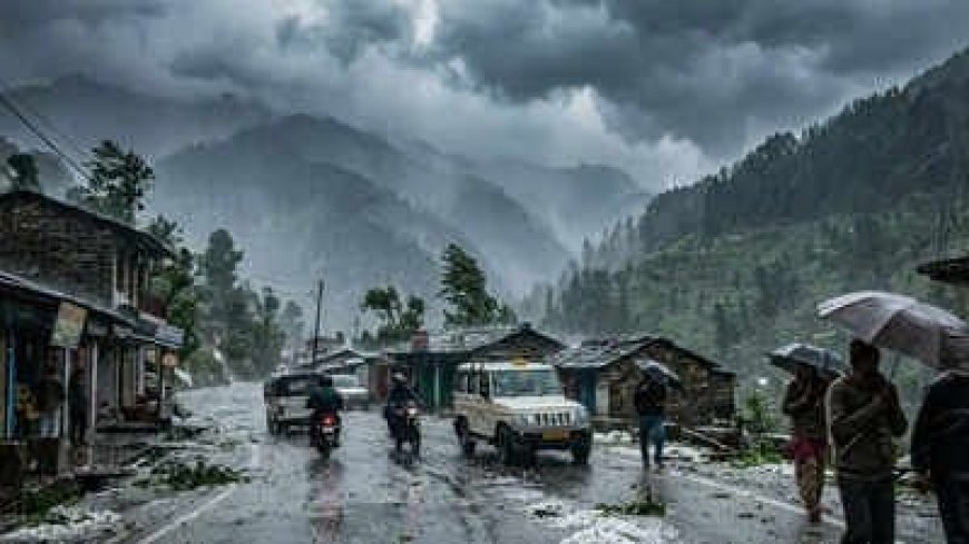 बागेश्वर में 11 सड़कों का अभी भी बंद होना, कपकोट में मकान गिरने की घटना