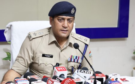 देहरादून पुलिस महकमे में बंपर फेरबदल: SSP ने 53 पुलिस अफसरों के किए तबादले, बदले कई थानों के कप्तान