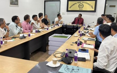 यूपीसीएल में पहली बार व्यापक स्तर पर आयोजित हुई “Commercial Diary” कार्यशाला एमडी पी.सी. ध्यानी ने कार्यशाला में किया प्रतिभाग, फील्ड अधिकारियों की समस्याओं का मौके पर समाधान