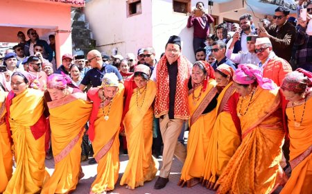 श्री बदरीनाथ धाम पहुंचे मुख्यमंत्री पुष्कर सिंह धामी: भगवान बदरीविशाल की पूजा-अर्चना कर मास्टर प्लान कार्यों का लिया जायजा; ‘देवभूमि कल्चरल फेस्टिवल’ और कथा महोत्सव में हुए शामिल