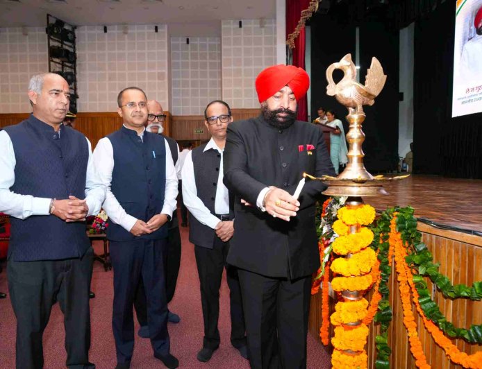 लोक भवन में आयोजित हुआ ‘एक प्रयास, नशा मुक्त हो समाज’ कार्यक्रम