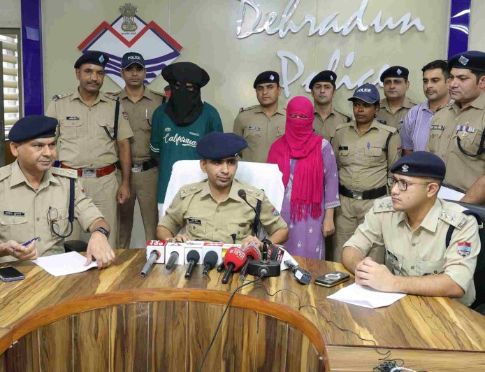 प्यार में धोखा बना हत्या की साजिश की वजह, प्रेमिका ने 5 लाख में दी प्रेमी को मारने की सुपारी