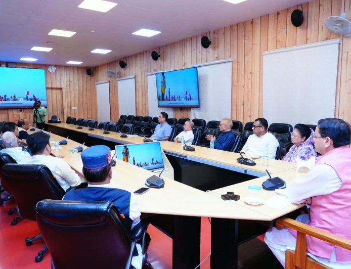 प्रधानमंत्री का ‘मन की बात’ कार्यक्रम राष्ट्र निर्माण के लिए करता है प्रेरित: मुख्यमंत्री पुष्कर सिंह धामी