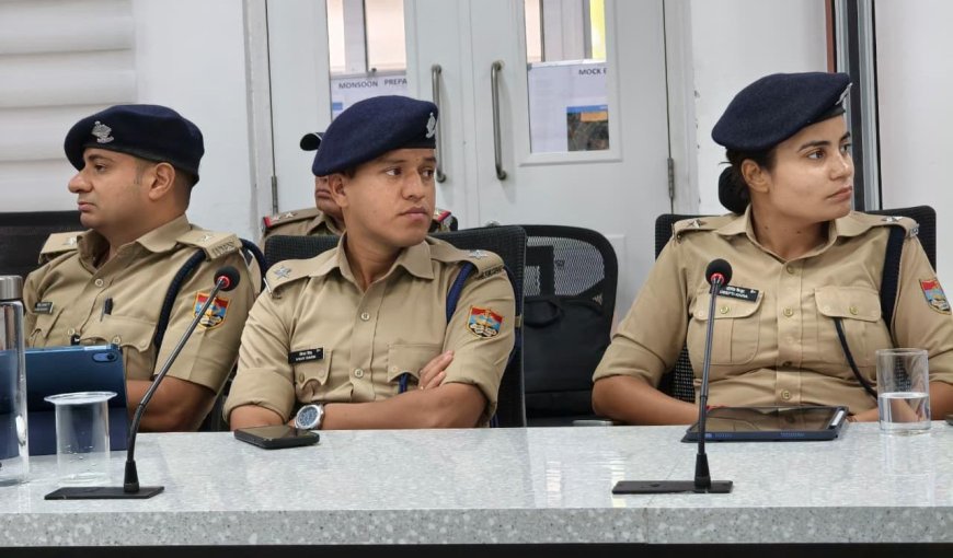 पूर्व विधायक विजयपाल से छात्र संघ के जीते हुए छात्र नेताओं ने की मुलाकात, उन्होंने उज्ज्वल भविष्य एवं सफल कार्यकाल की शुभकानाएं एवं बधाई दीं