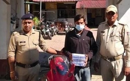 महंगे शौक पूरा करने के जुनून में पहुँच गया सलाखों के पीछे,मोबाइल चोरी कर बैंक खाते से ऑनलाइन निकाले लाखों रुपए, गिरफ्तार