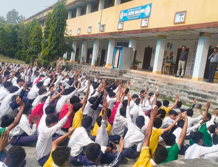 स्वच्छता ही सेवा पखवाड़ा 2026: 300 विद्यार्थियों ने एच.एन. इंटर कॉलेज में सीखा कचरा पृथक्करण और ‘3R’ की तकनीकें
