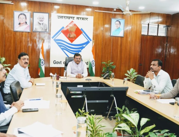 उत्तराखंड के 500 नर्सिंग और वार्ड बॉय को विदेश में नौकरी दिलाने का लक्ष्य, मुख्य सचिव ने दिए निर्देश