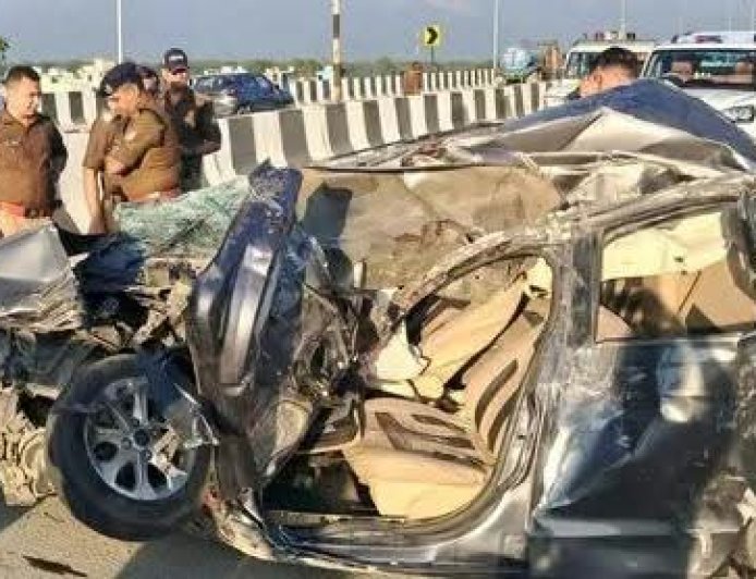 हादसा..कुमाऊं मंडल में दो अलग अलग भाषण सड़क दुर्घटनाओं में गई छह लोगों की जान,कार काटकर निकाले गए 4 शव