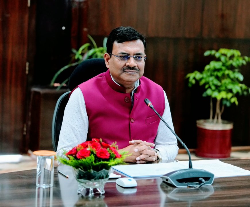 योजनाओं की प्रगति के साथ आमजन को मिल रहे वास्तविक लाभ का भी करें आंकलन: मुख्य सचिव आनंद बर्द्धन ने 25 बिंदु कार्यक्रम की समीक्षा में दिए कड़े निर्देश